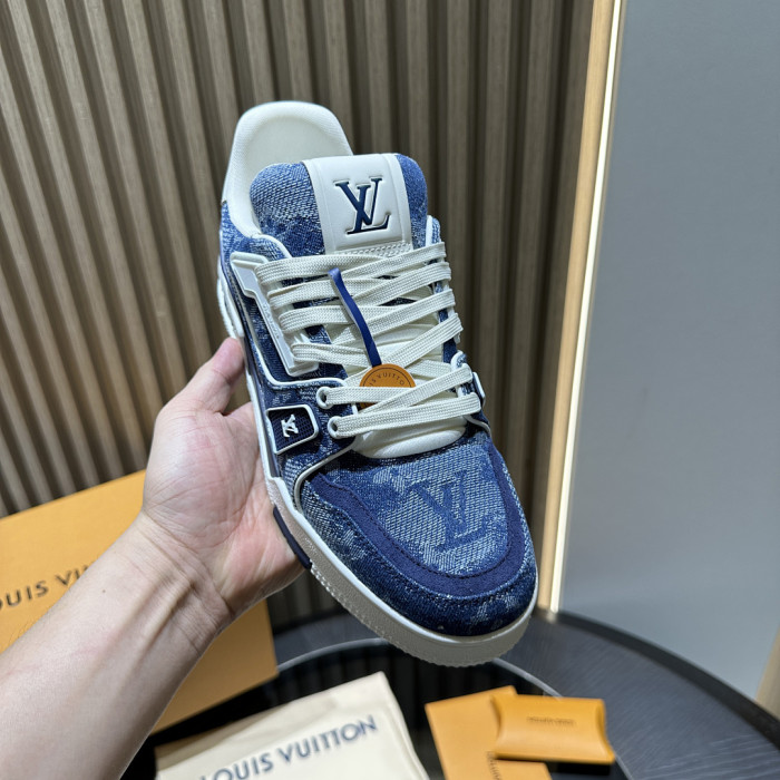 LOU1VTON SNEAKER