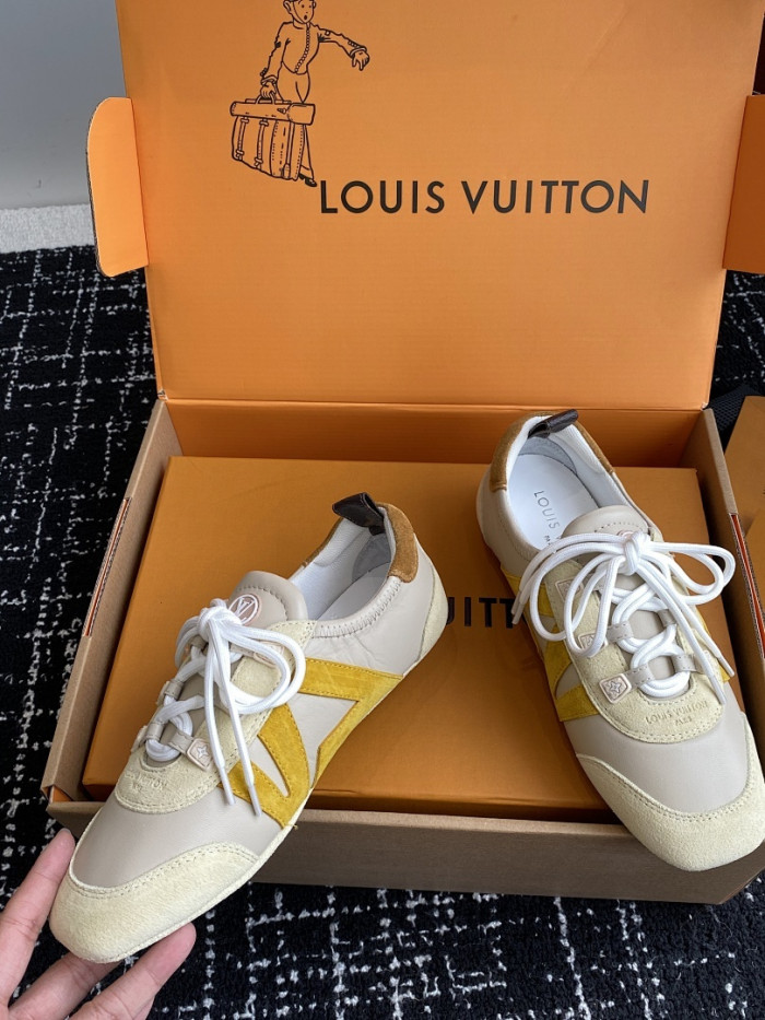 LOU1VTON SNEAKER