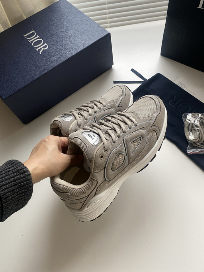 D1OR B30 SNEAKER