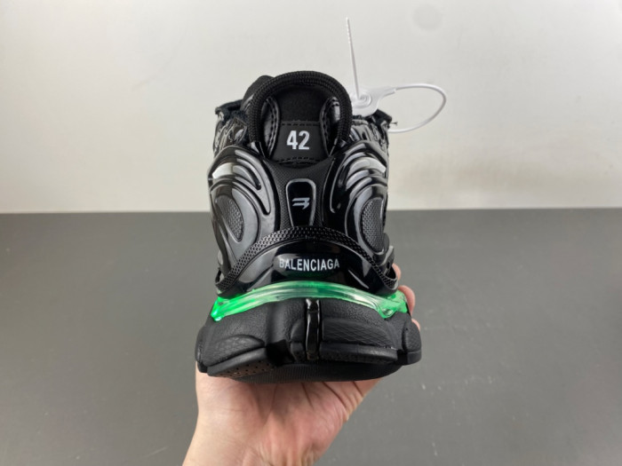 BLCG RUNNER SNEAKER (LED)