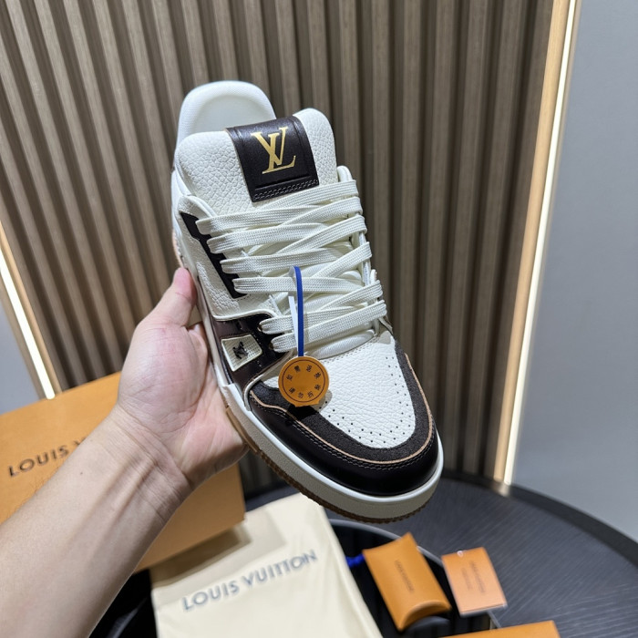 LOU1VTON SNEAKER