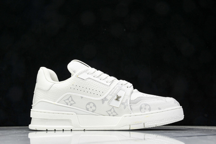 LOU1VTON SNEAKER