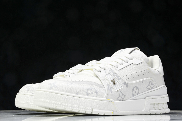 LOU1VTON SNEAKER