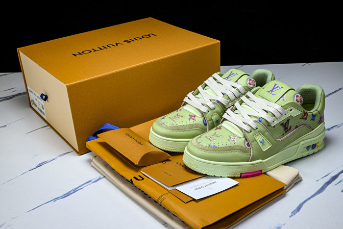 LOU1VTON SNEAKER