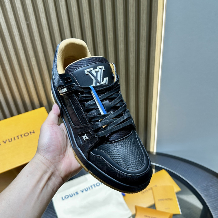 LOU1VTON SNEAKER