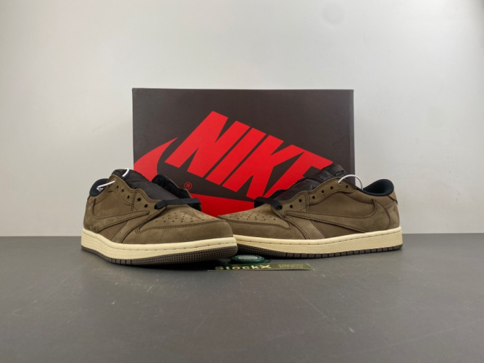 Travis Scott x Air Jordan 1 Low OG DM7866-203