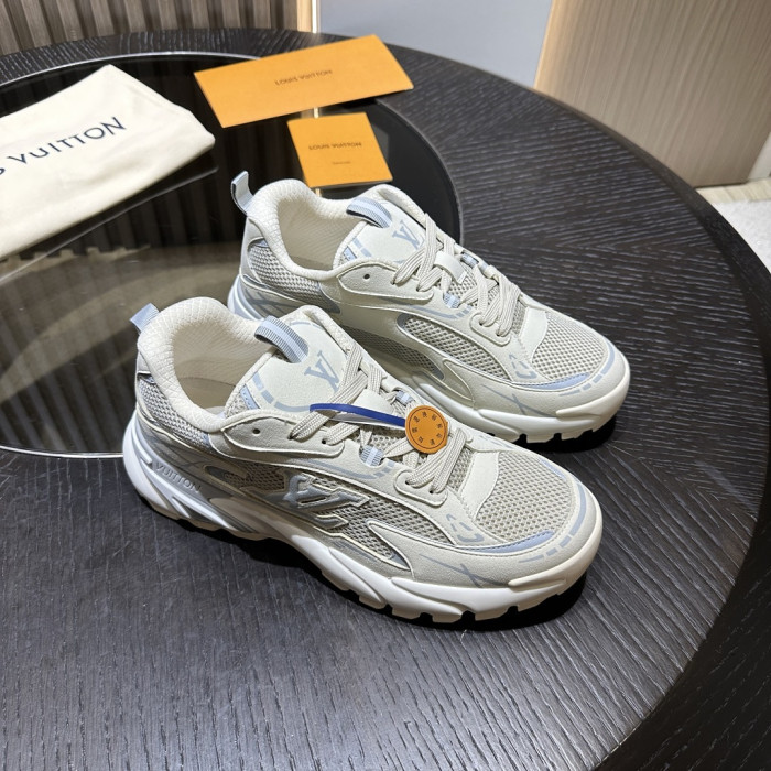 LOU1VTON SNEAKER