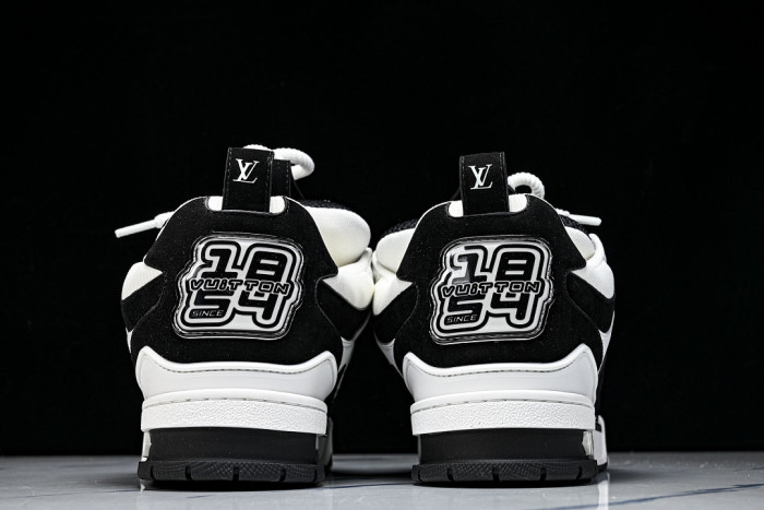 LOU1VTON SNEAKER