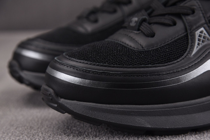 ch*nel sneaker