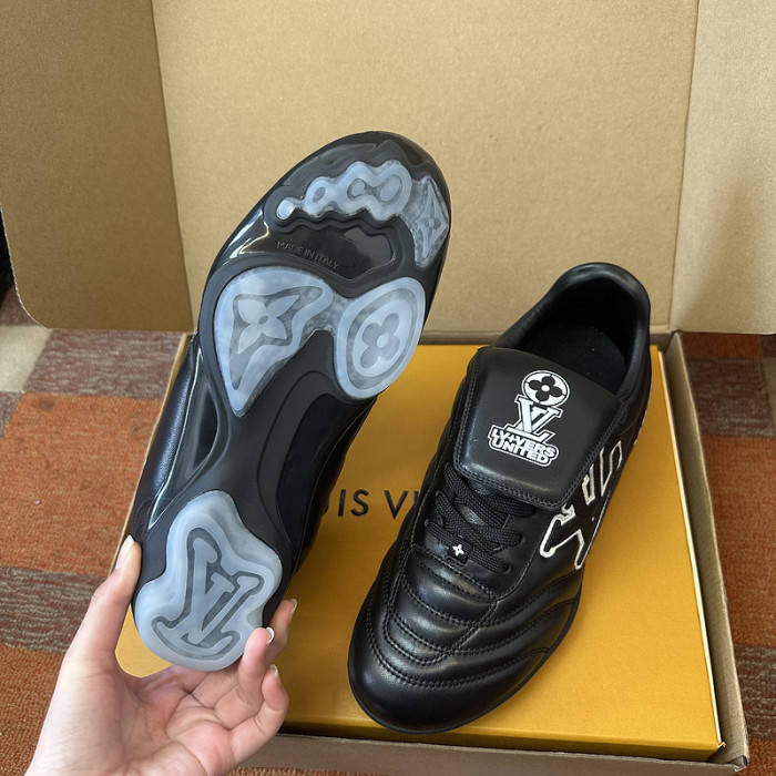 LOU1VTON SNEAKER