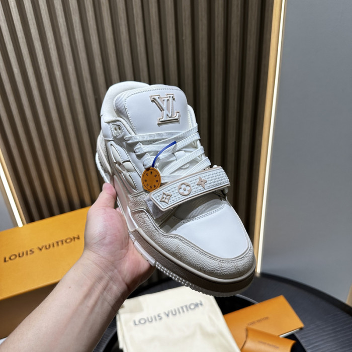 LOU1VTON SNEAKER