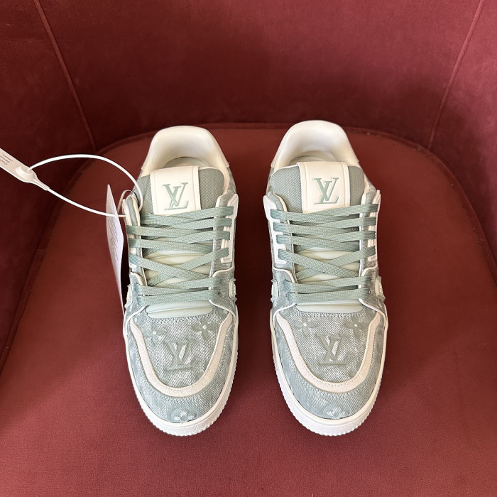 LOU1VTON SNEAKER