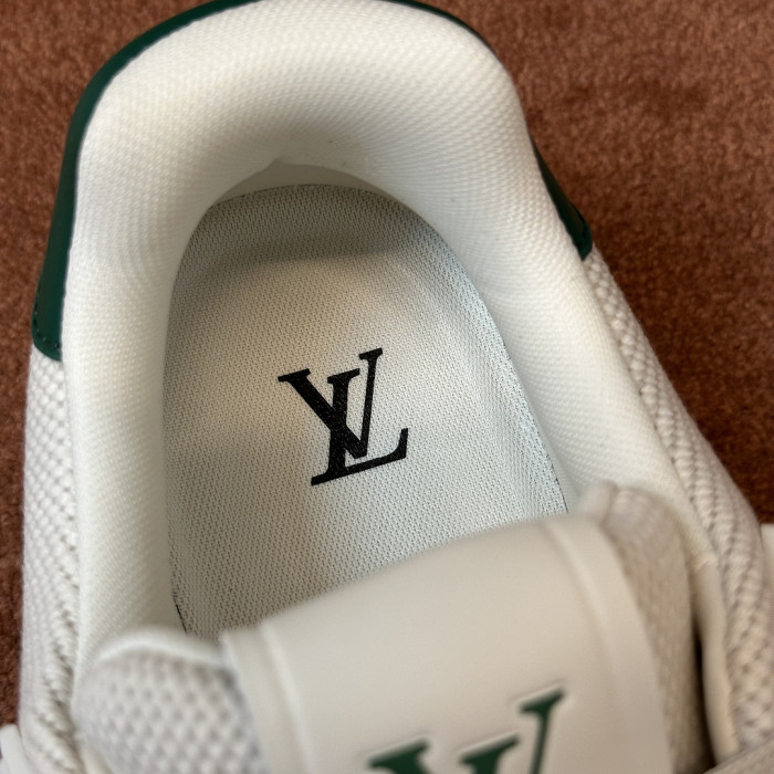 LOU1VTON SNEAKER