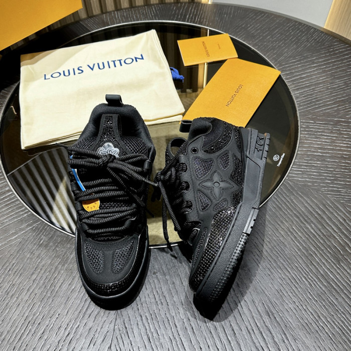 LOU1VTON SNEAKER