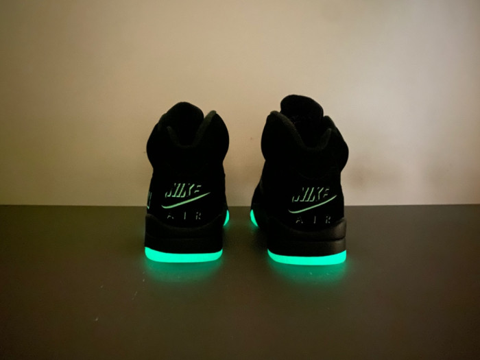 Air Jordan 5 Retro OG Halloween HQ7978-001