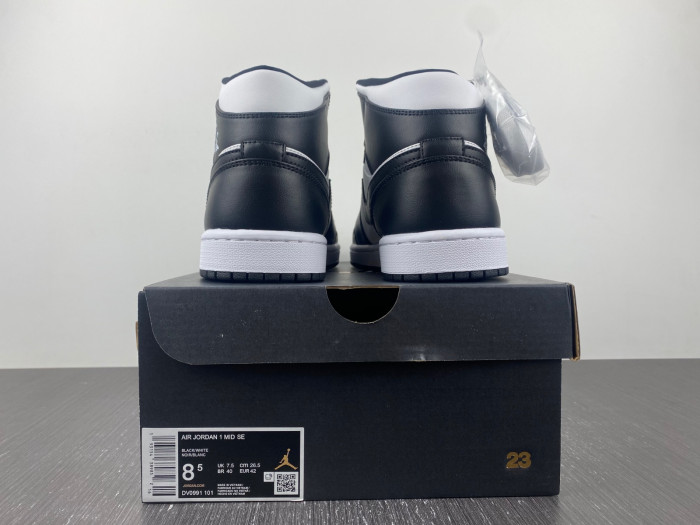 air jordan 1 mid "black/white" dv0991-101