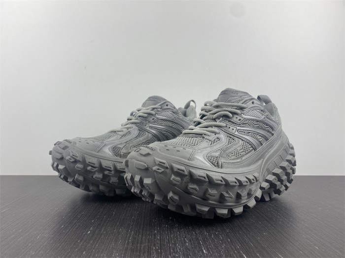 BLC* DEFENDER SNEAKER