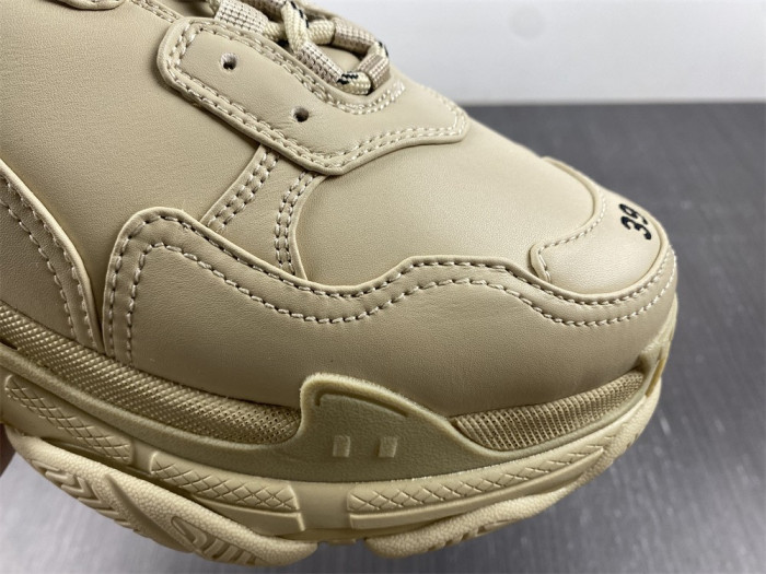 blc* triple s trainer