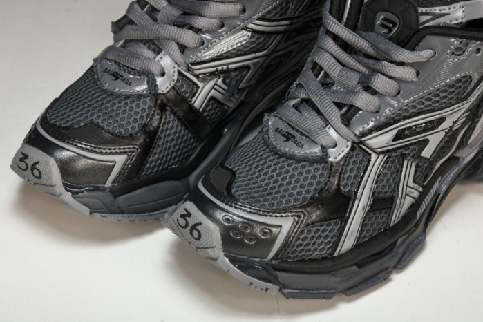 BLCG RUNNER SNEAKER