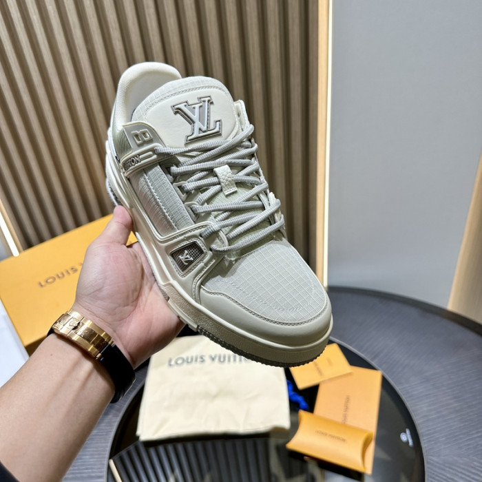 LOU1VTON SNEAKER