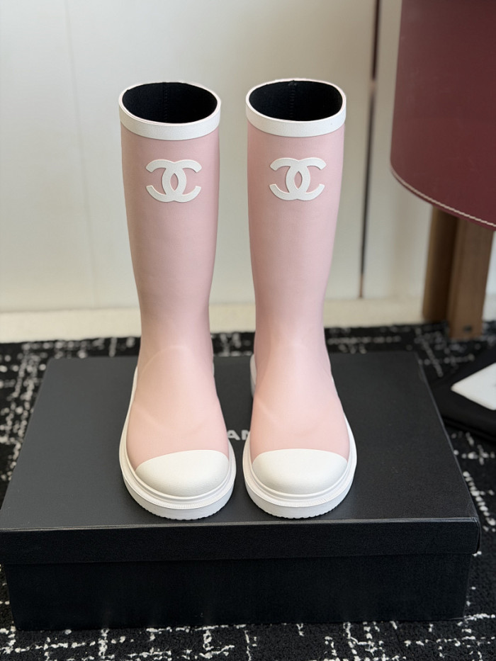 Ch**el boots