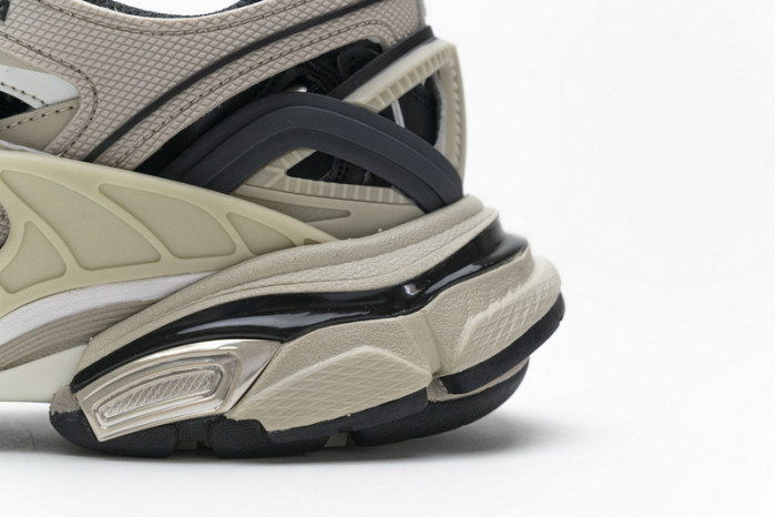 Ba*len*cia*ga track 2 sneaker champagne black 570391 w2gn9 2009