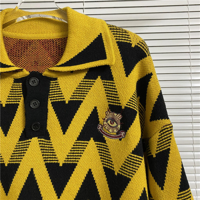 House of errors sweater MAO-3