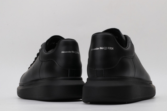 mcqueen oversized sneaker