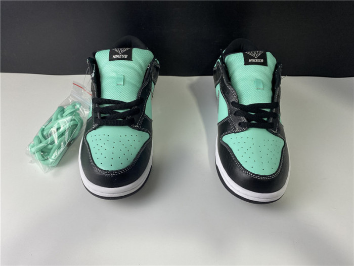 nike dunk sb low Di*m*nd supply co. "tiffany" - 304292 402