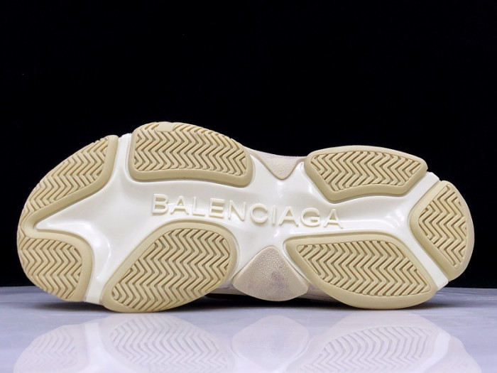 blc* triple s trainer