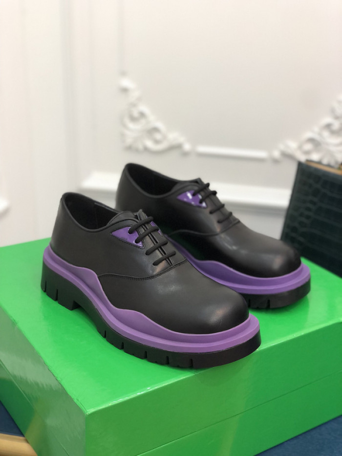 botteg*Ve*ne*ta tire leather ankle boots