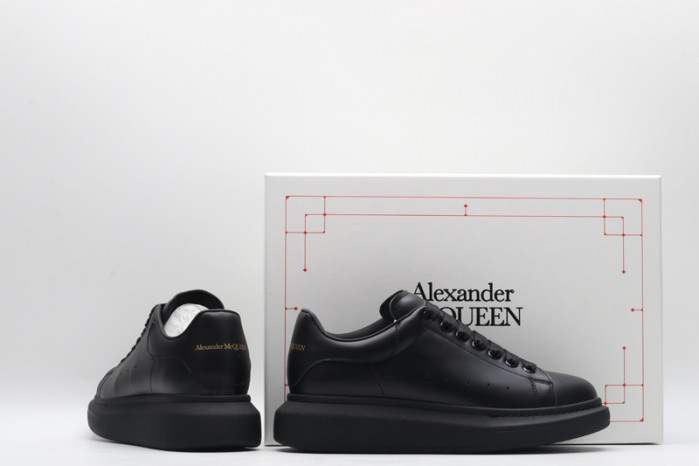 mcqueen oversized sneaker