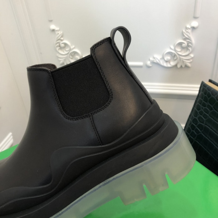 botteg*Ve*ne*ta tire leather ankle boots