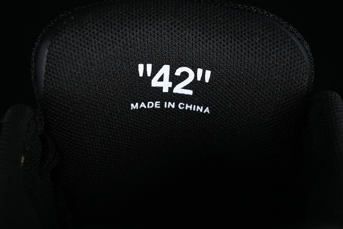 OFF-WHITE Out Of Office