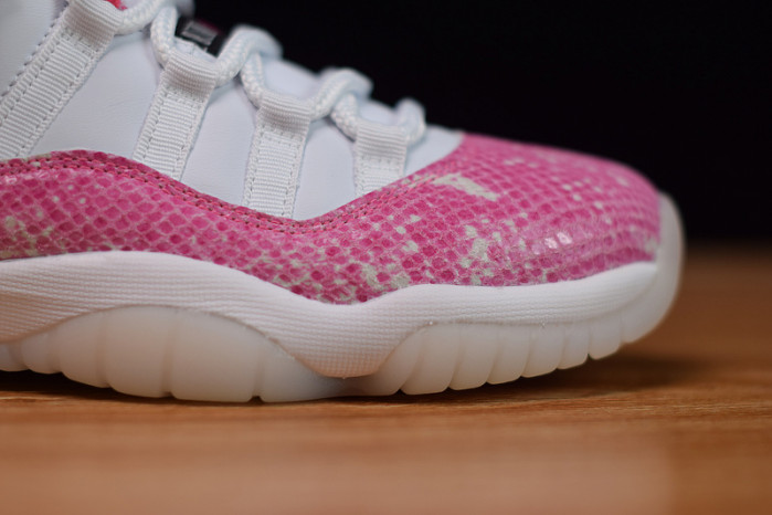 air jordan 11 low white pink snakeskin ah7860-106