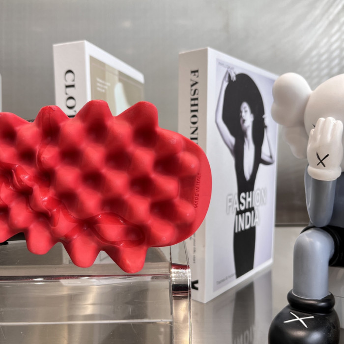 CHRISTIAN LOUBOUT1N Loubishark man (CUSTOMIZE)