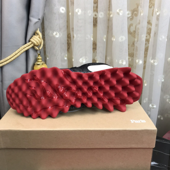 CHRISTIAN LOUBOUT1N Loubishark man (CUSTOMIZE)