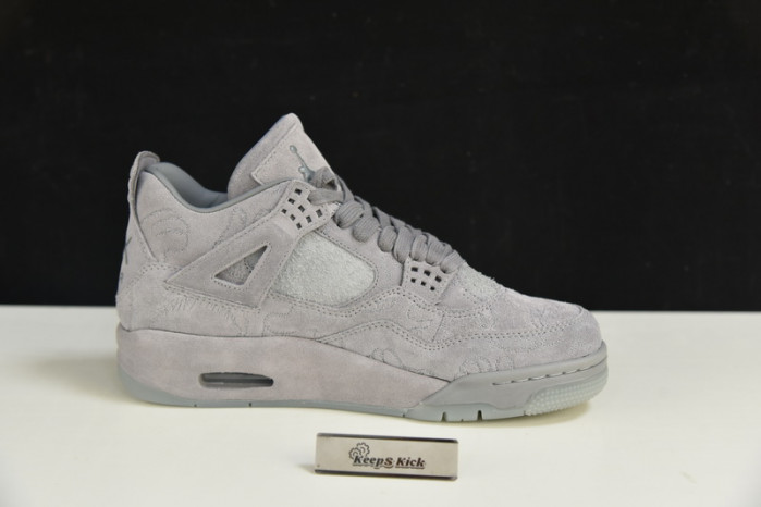 kaws x air jordan 4 retro 