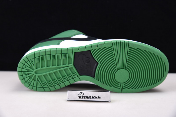 nike sb dunk low classic green bq6817-302