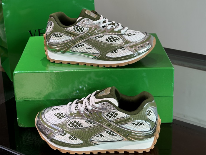 Bo*te*ga ve*ne*ta orbit sneakers